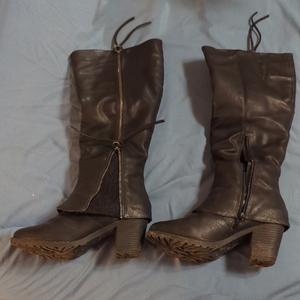 Muk Luks Black Heeled Boots